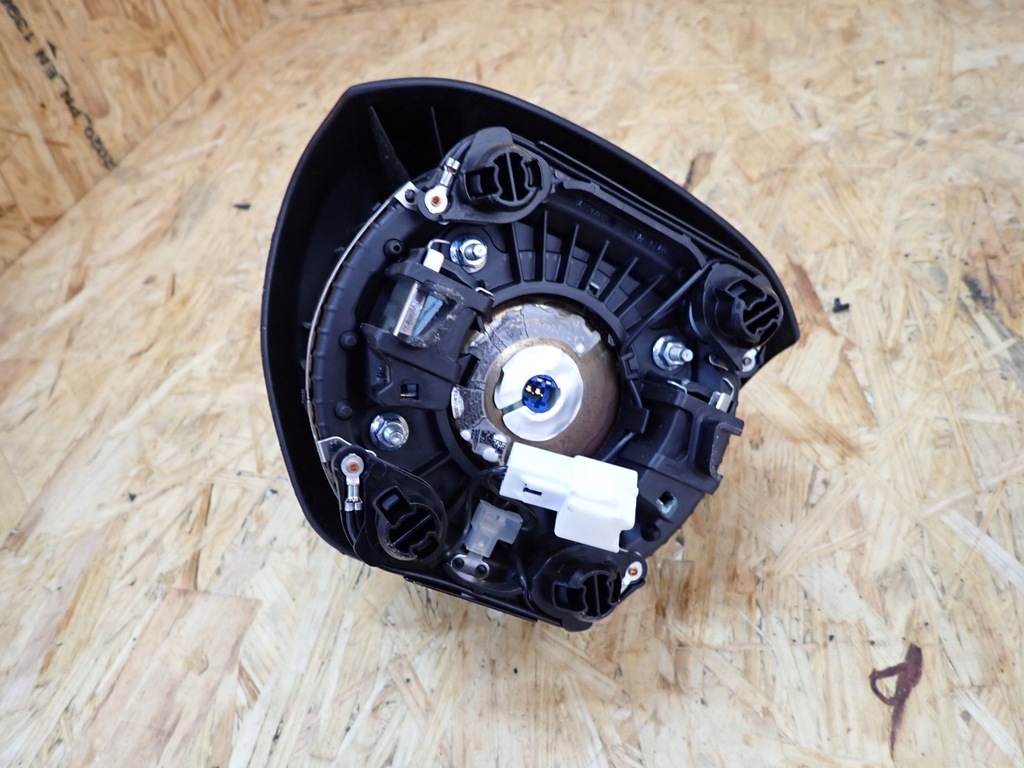 фото №5, Подушка подушка безопасности водителя dacia dokker 2018 europa 985701142r