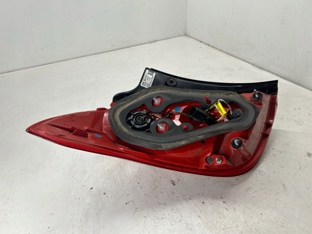 Фара задняя правый  сторона buick encore 1 42673073 Цена