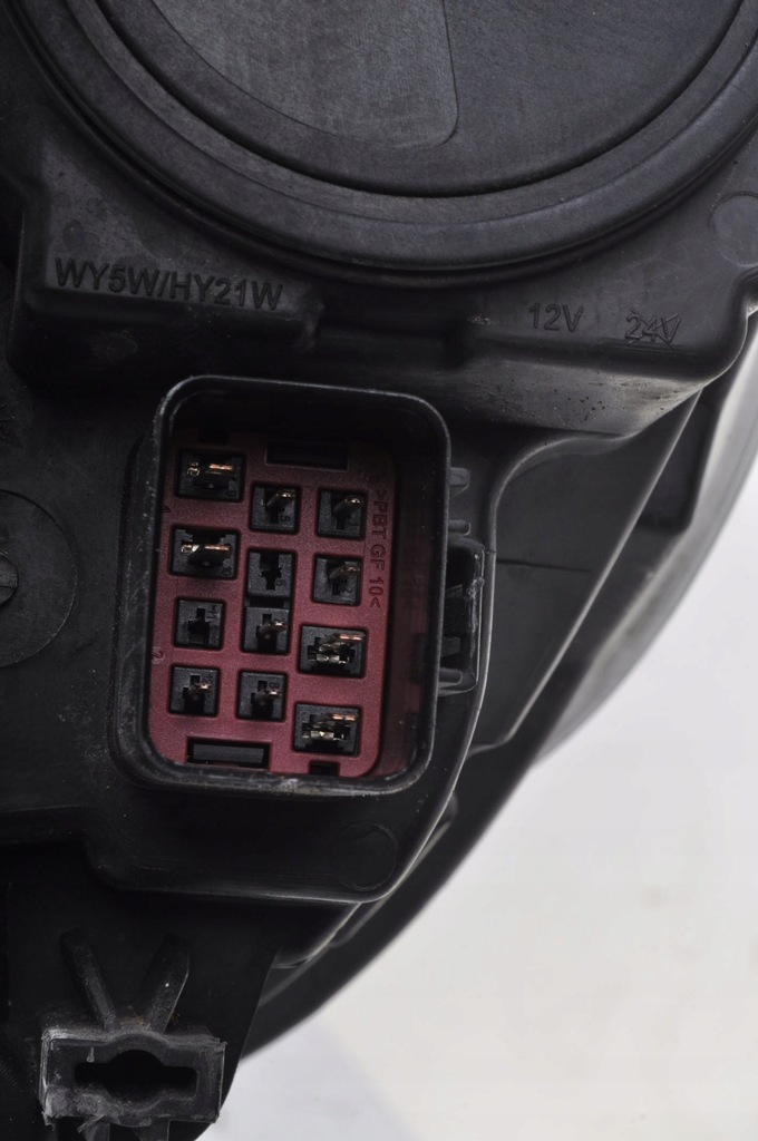 фото №7, Volvo v40 ii лампа права передня ксенон 31420010 uk