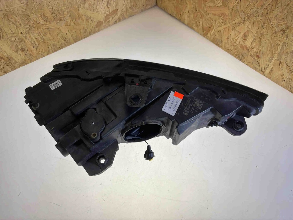 фото №11, Лампа ліва передня audi a3 limousine 8vs, 8vm 8v0941005g 0.0l дизель