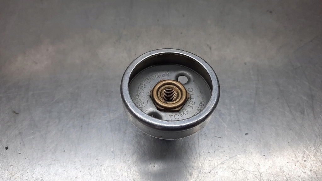 фото №1, Заливная горловина болт клапан газа 67r-013868