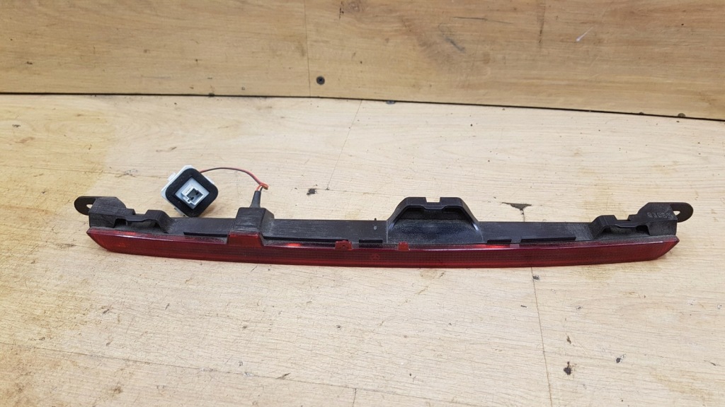 Купити Світло стоп третій кришки задній mercedes w213 універсал