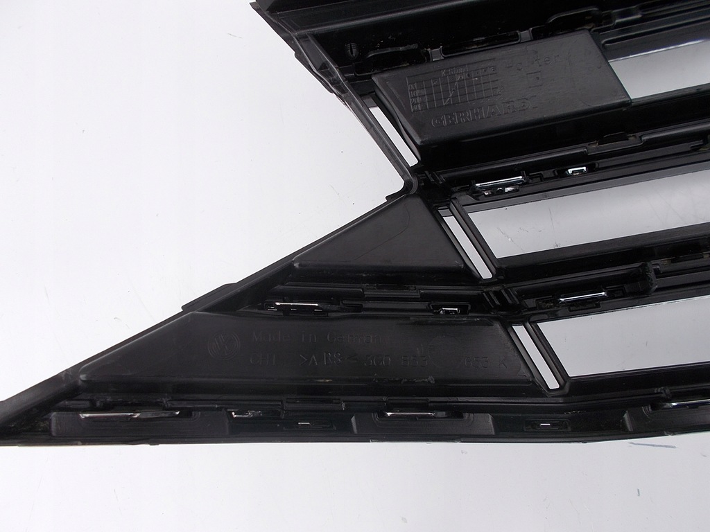 фото №10, Решітка радіатора решітка радіатора vw passat b8 lift r-line 3g0853653k