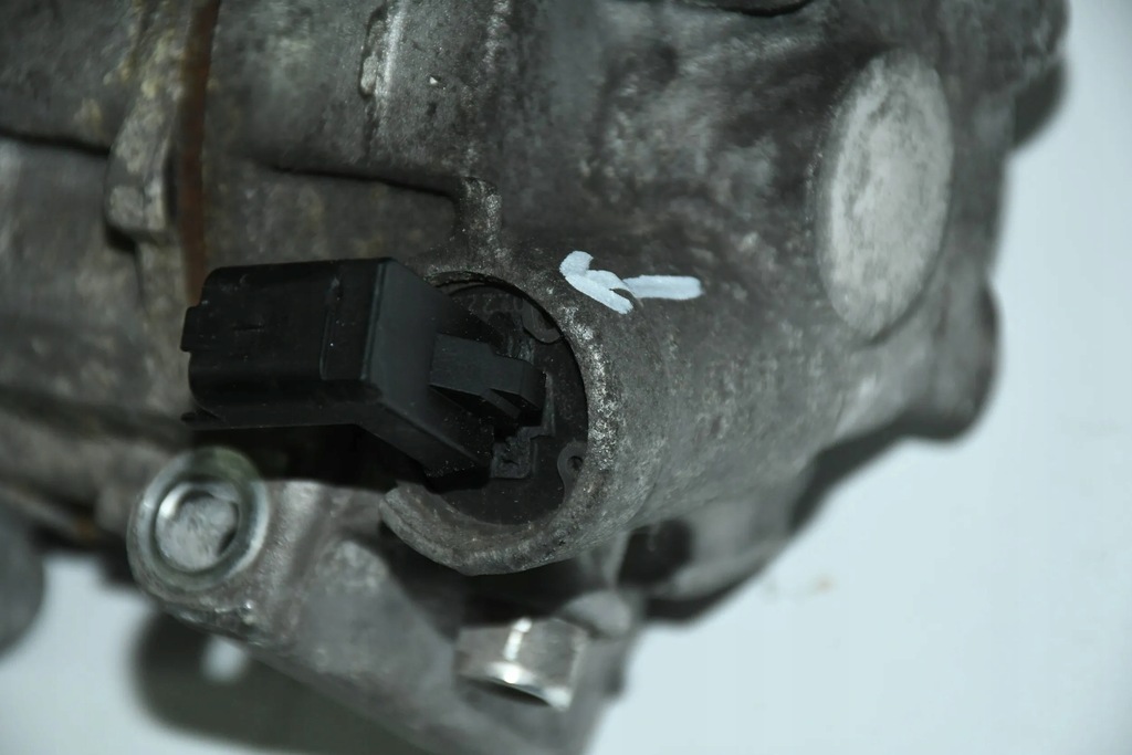 фото №4, Компрессор кондиционера 9834730080 peugeot 208 ii