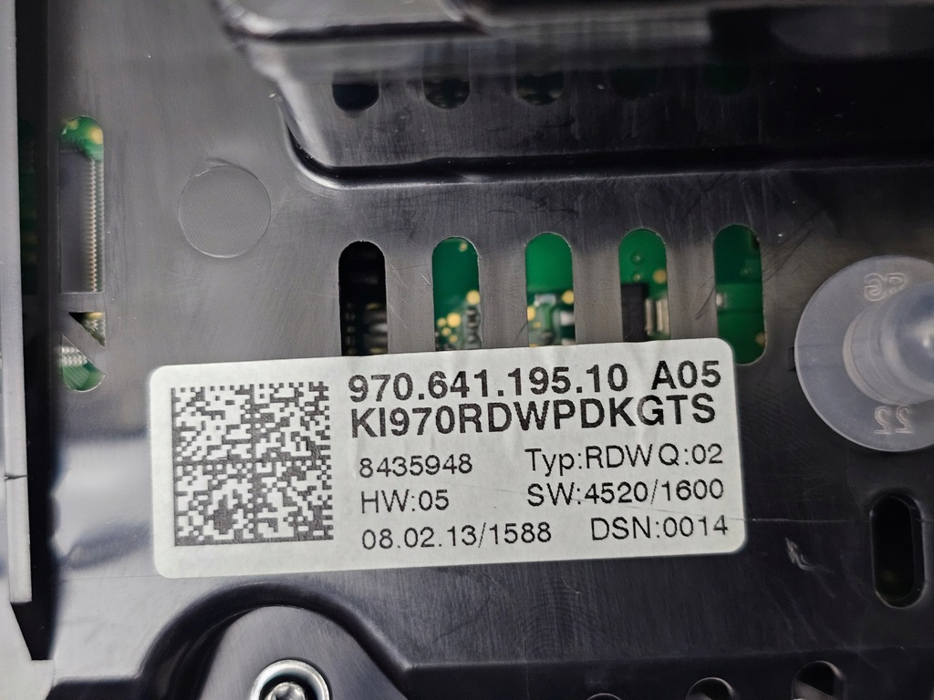 фото №11, Приборная панель приборы счетчик porsche panamera 970 gts 97064119510