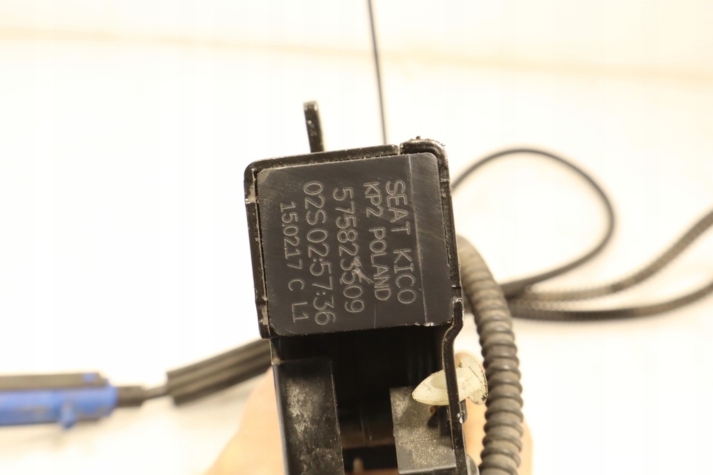 фото №8, Замок капот seat ateca