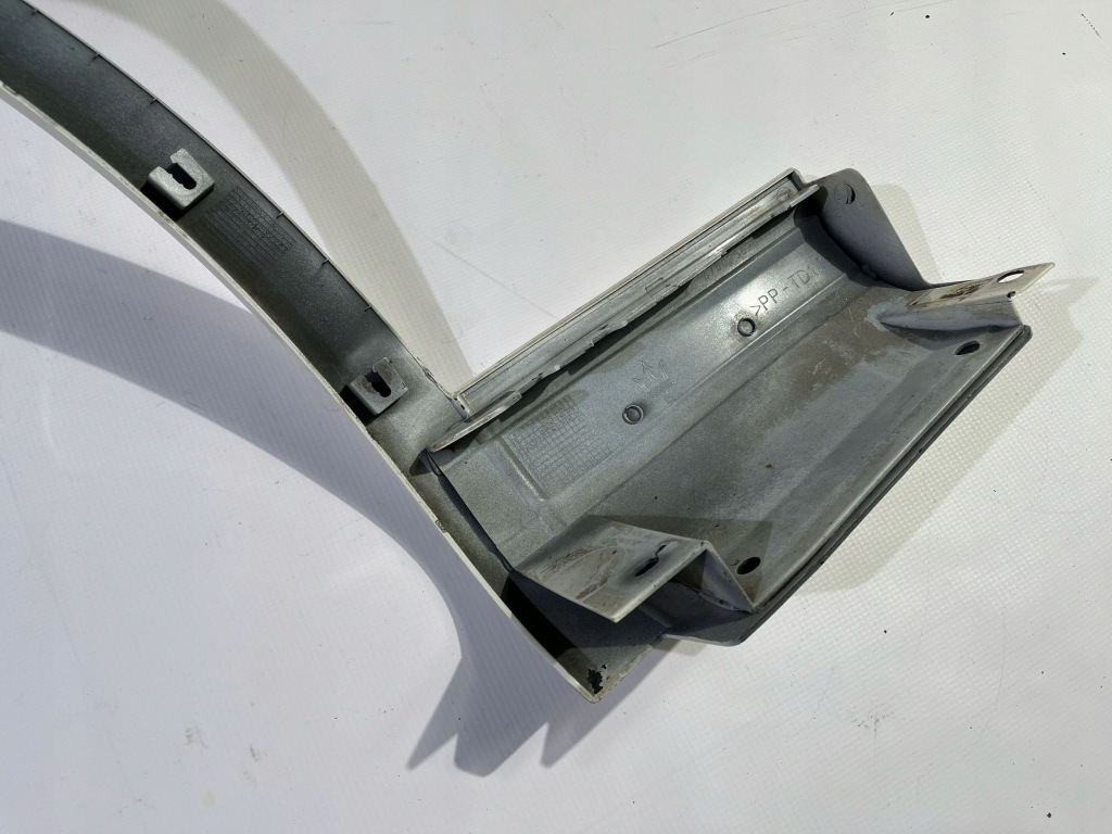 Молдинг накладка накладка крыла передний перед правая maserati levante 16- Киев