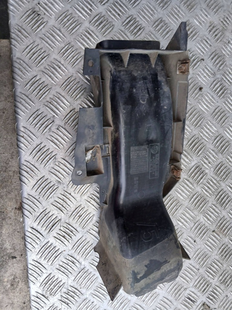 Впуск воздуха охлаждающий тормоза воздуховод bmw 3 e46 8268376 Недорого