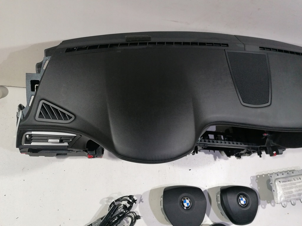 фото №5, Bmw 7 f01 f02 приборная панель консоль подушка безопасности подушки безопасности ремни