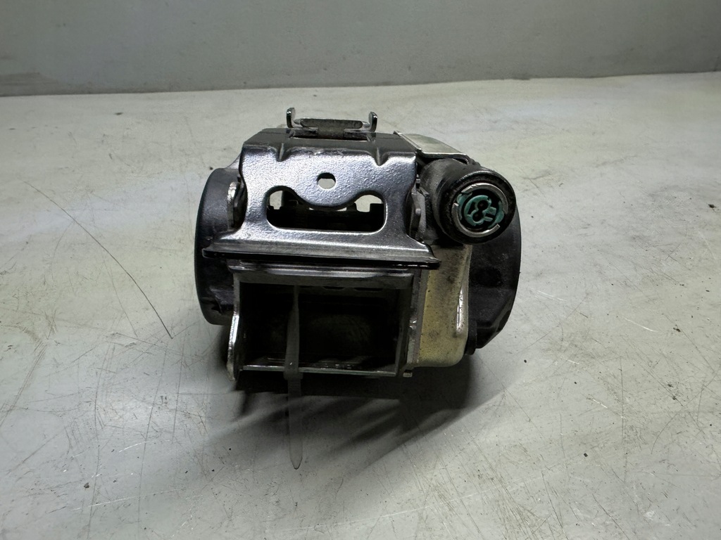 фото №4, Pas правый перед mercedes c klasa w205