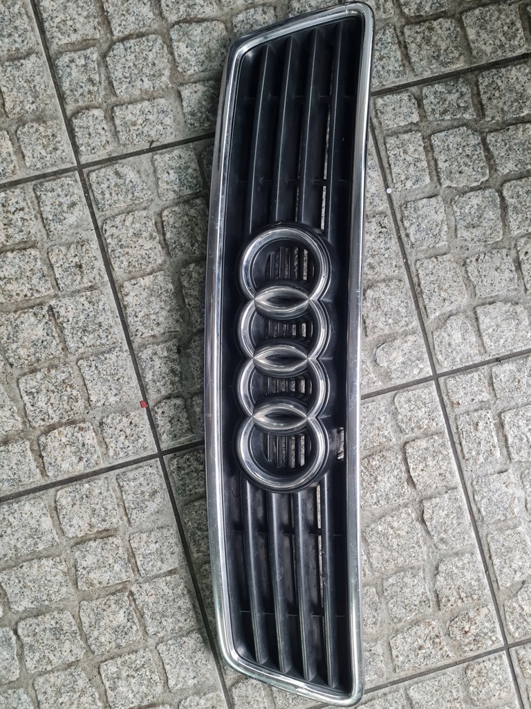 фото №1, Audi a4 b5 передняя решётка радиатора решётка радиатора решётка радиатора