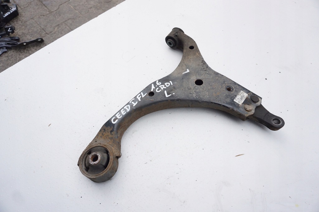 фото №1, Важіль лівий перед kia ceed i 1 fl