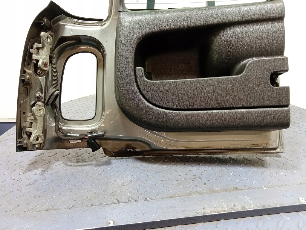 фото №3, Mini clubman r55 дверь распашные задняя правое 871