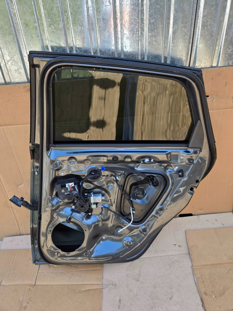 фото №6, Дверь правое задние задняя audi rs3 8y sportback lz7s