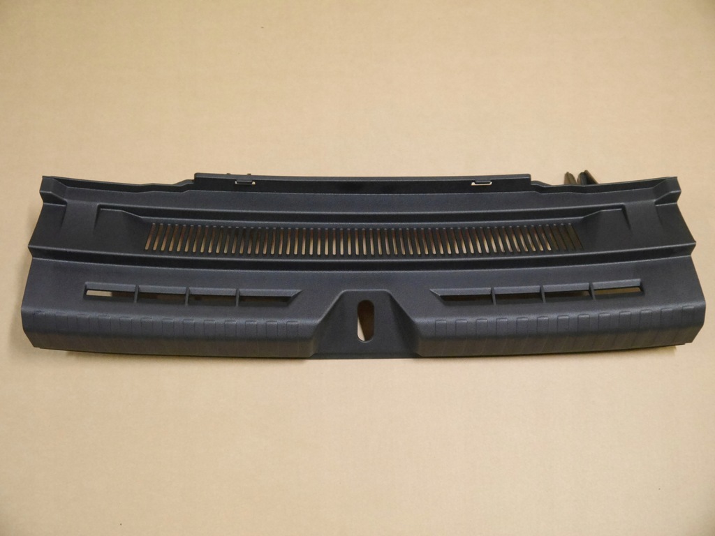 фото №1, Защита поперечина заднего audi оригинальный номер 82a863471