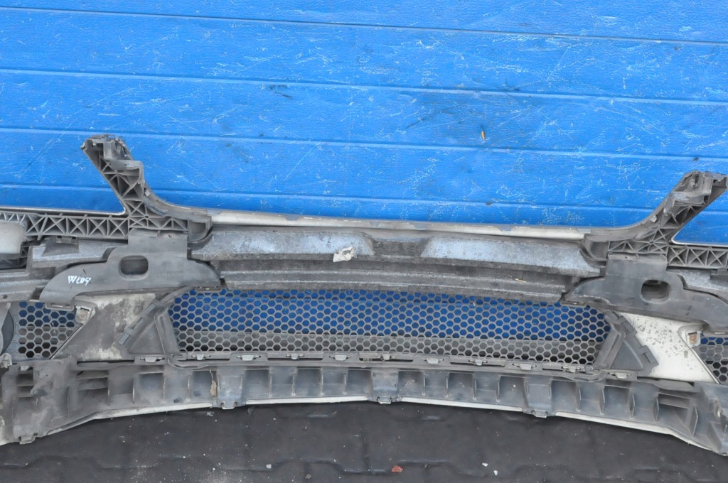 Mercedes klasa c w204 amg бампер перед передний с Разборки