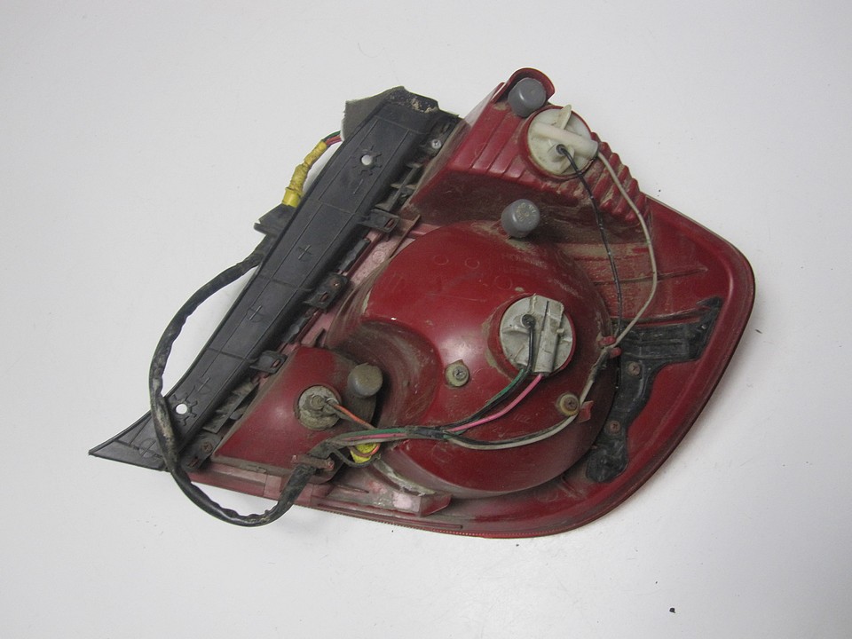 фото №9, Лампа задняя левая hyundai accent 04r 225