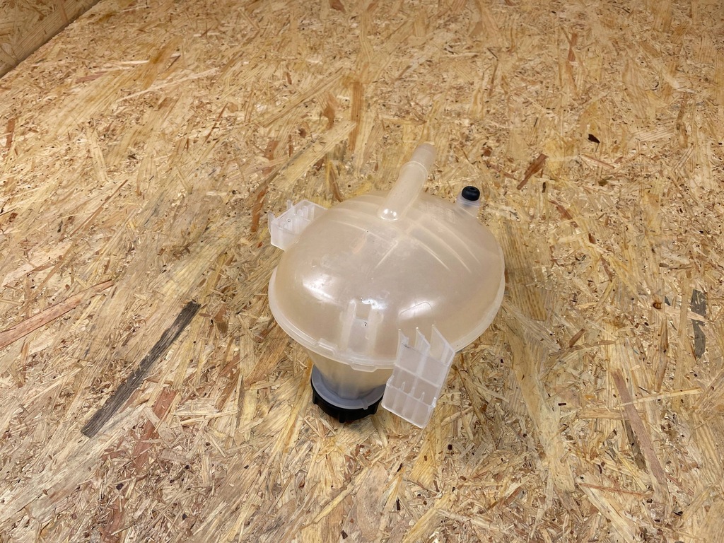 фото №7, Бак бачок расширительный ford fiesta mk8 ecosport ii gn11-8a080-aa