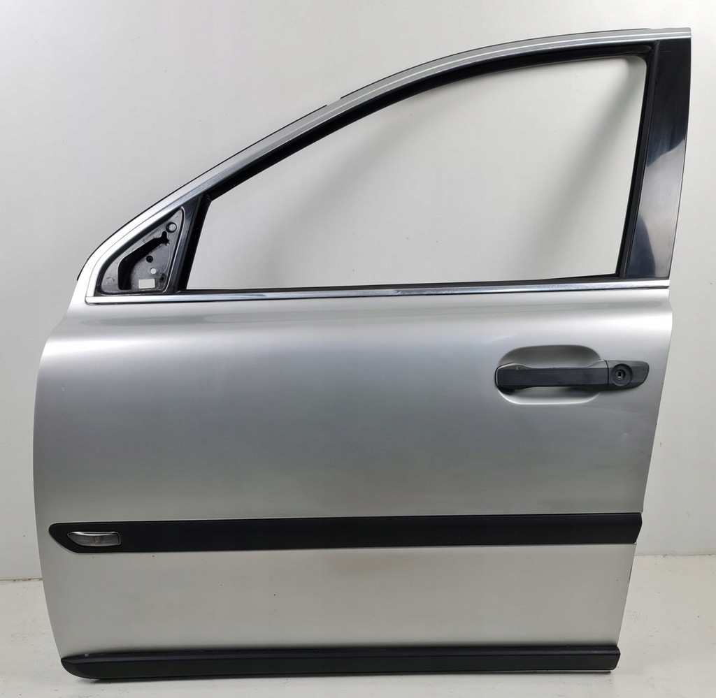 фото №1, Дверь левая передние левый перед 426 volvo xc90