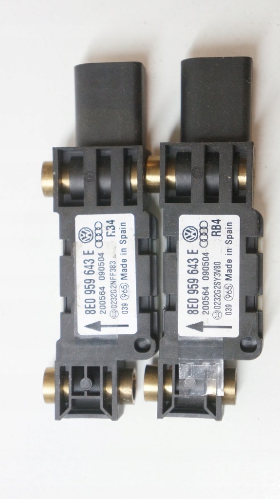 фото №9, Audi a6 c5 датчик датчик удару 8e0959643e