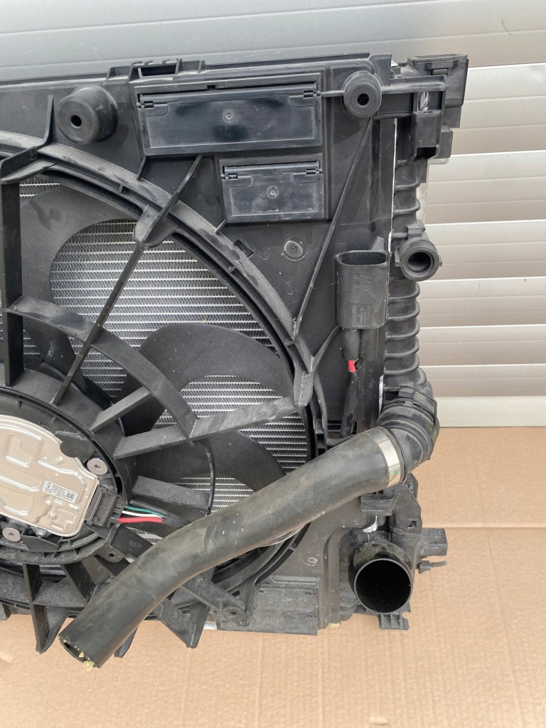 Bmw x3 x4 g01 g02 радиатор воды кондиционер вентилятор комплект радиатор оригинал Киев