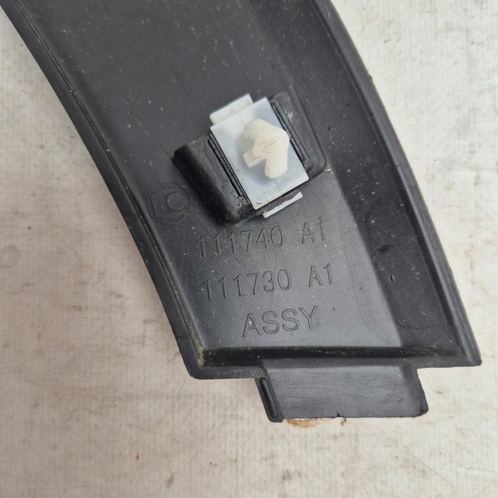 Opel crossland x 17- молдинг на крыло левая задний  задняя 13482067 Киев