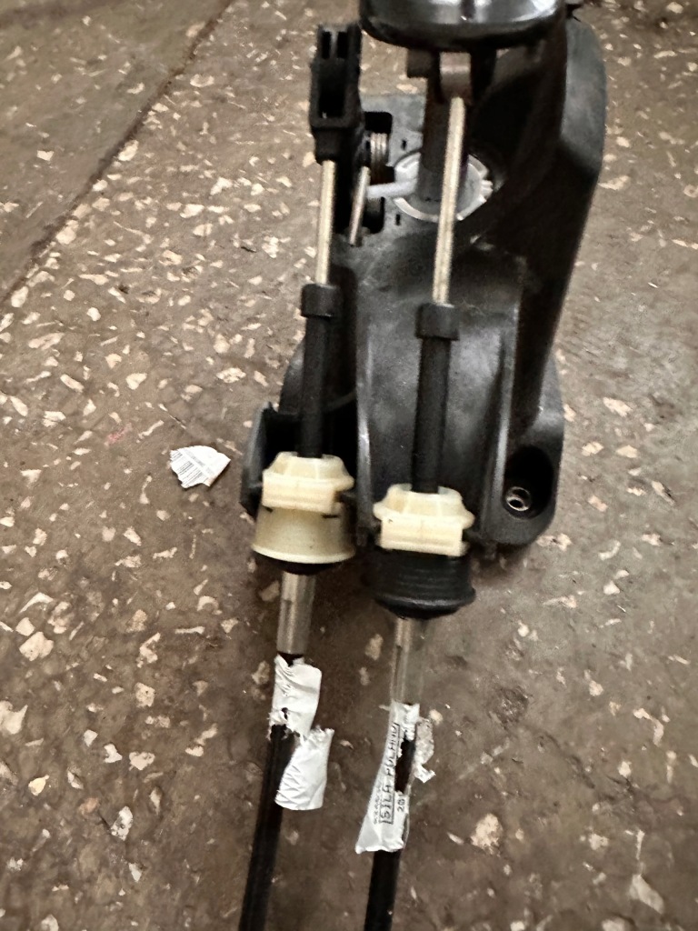 Mercedes b klasa w246 тросы переключения передач на 6 передач a2463600573 Киев