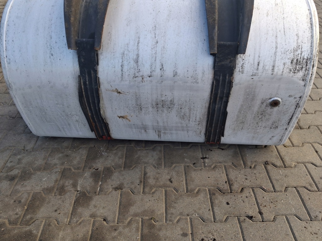фото №7, Бак топлива renault dxi gama t volvo fh fm 4 12 13 130x70x70 530l