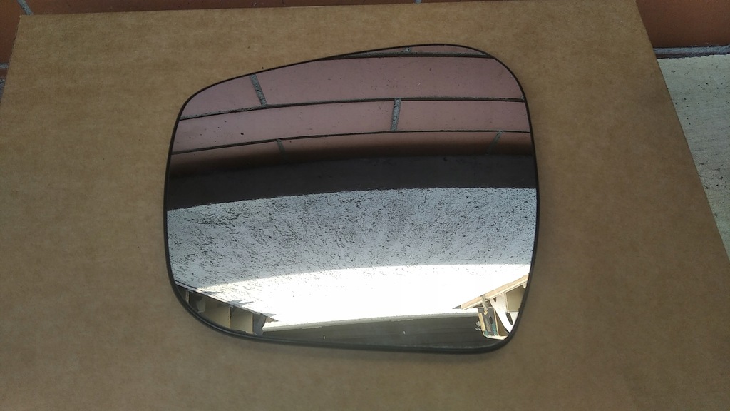 фото №1, Nissan navara 2015-2022 - вкладыш