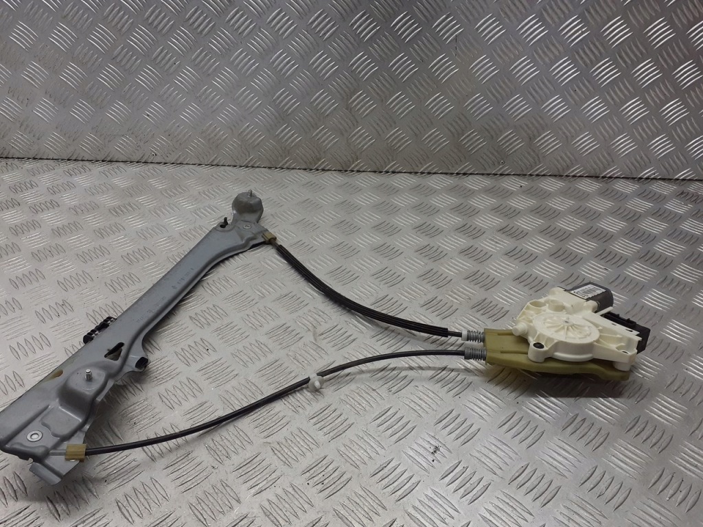 фото №1, Механизм стекло левый задняя renault laguna iii 2.0 dci 827310001r