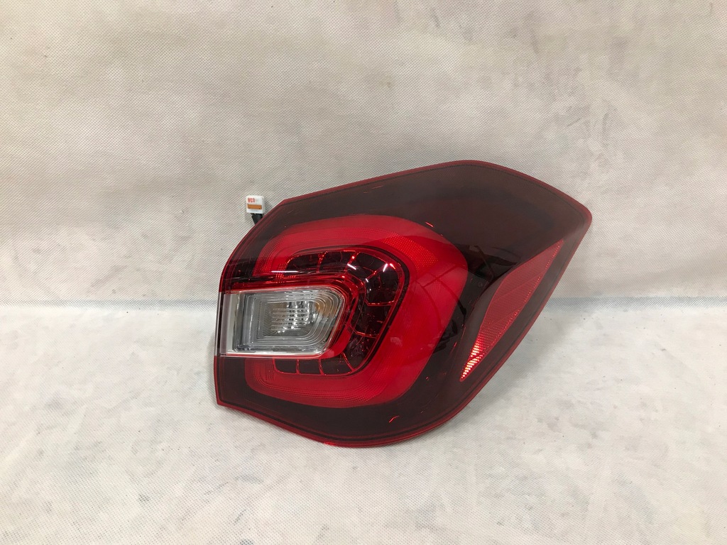 фото №1, Hyundai i20 ii lift 18-21 лампа задняя правая led!