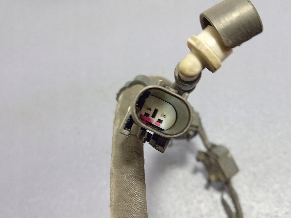 фото №4, Bmw 5 gt f07 форсунки омивача перед 13264011