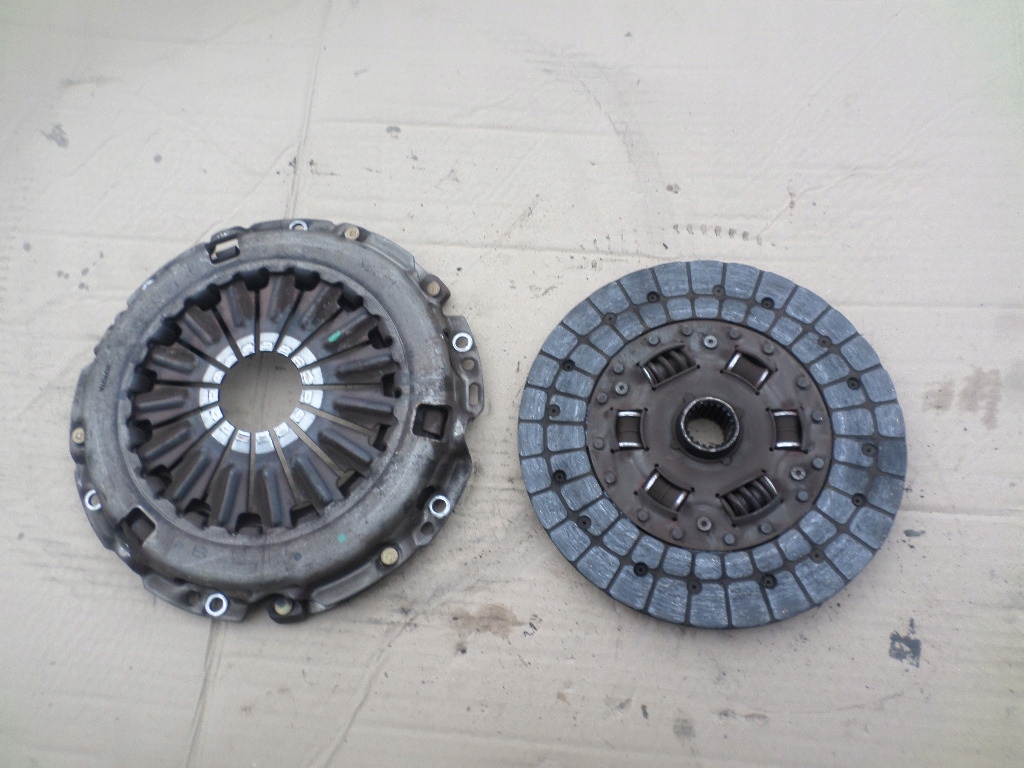 фото №2, Toyota corolla e12 2.0 d4d сцепление диск +прижим