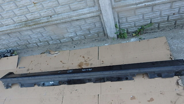 фото №1, Bmw f10 молдинг поріг поріг права 7207092