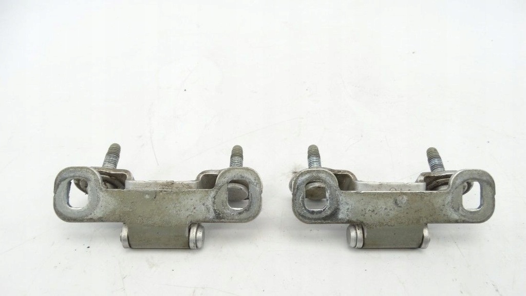 фото №1, Петля крышки багажника задняя jeep patriot 06-16 ps2