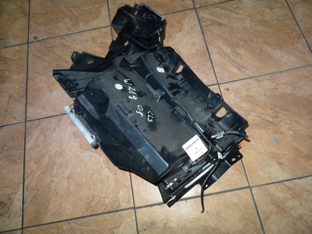 фото №6, W219 cls 3.5 05' бардачок пассажира