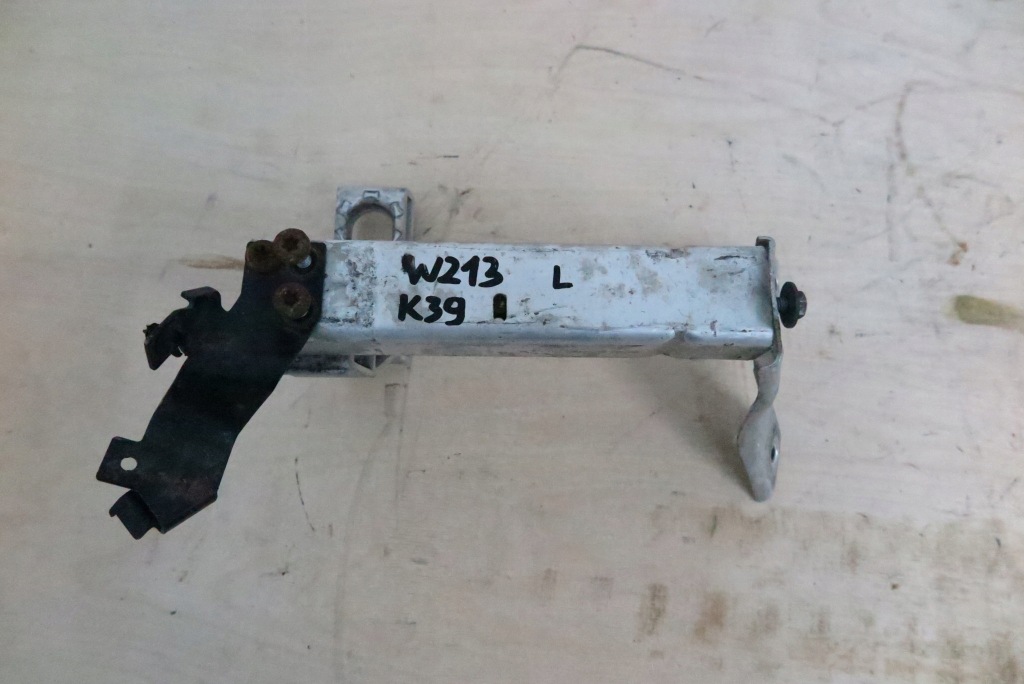 Купити Mercedes w213 кронштейн зона деформації кронштейн ліва