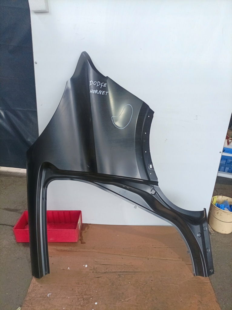 фото №1, Dodge hornet alfa romeo tonale задний левый крыло обшивка новый oryg