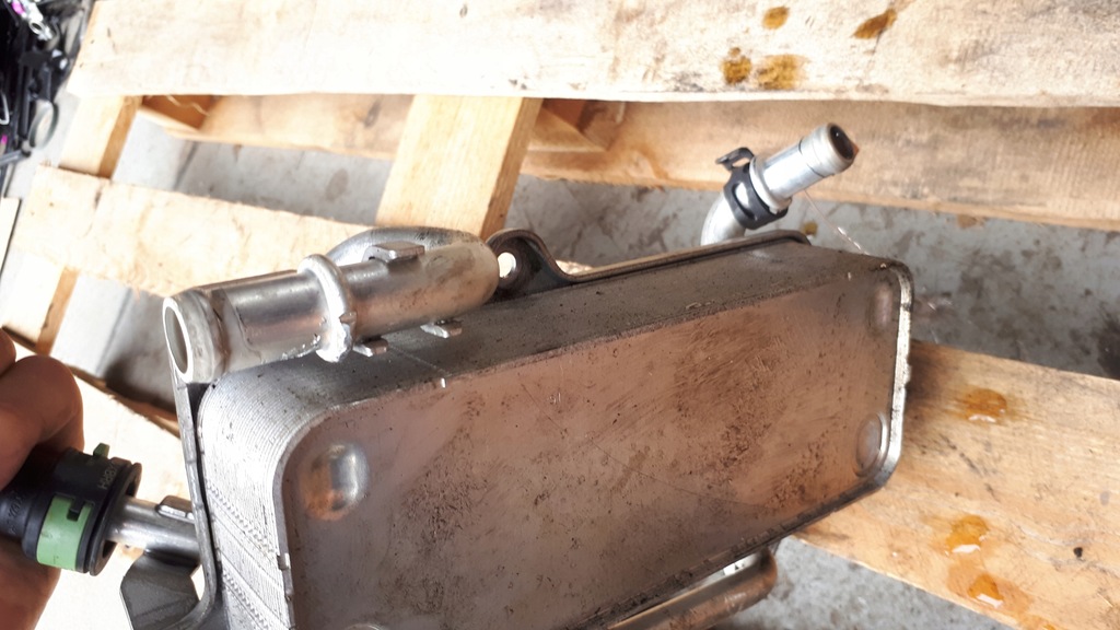 фото №11, S4 b9 a4 8w радиатор коробки масла 3.0 tfsi s5