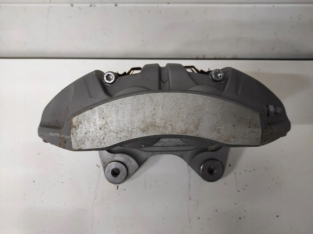 фото №1, Суппорт тормозной правый перед tesla model y brembo