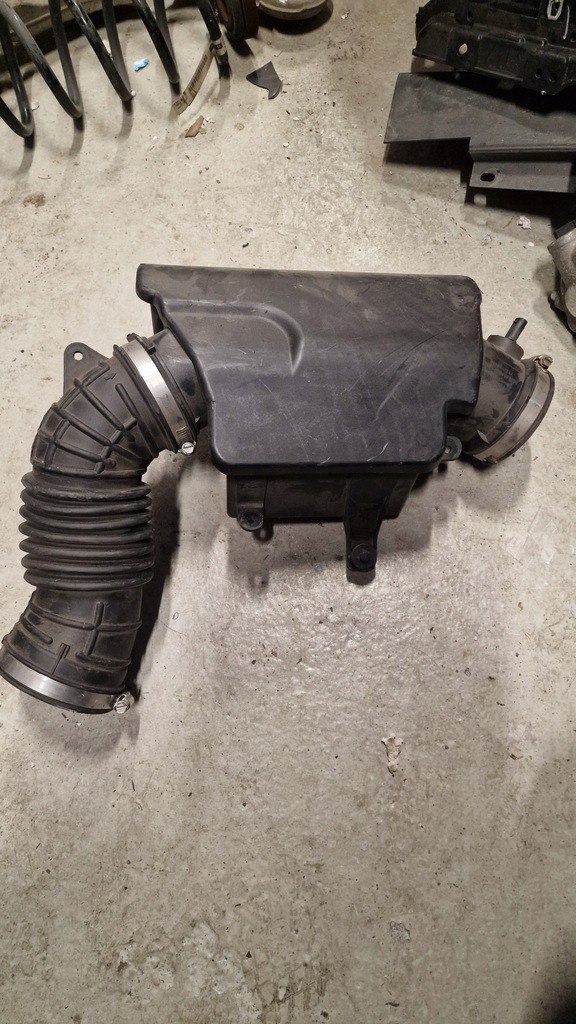 фото №1, Chrysler 200 резонатор фільтра повітря впуск