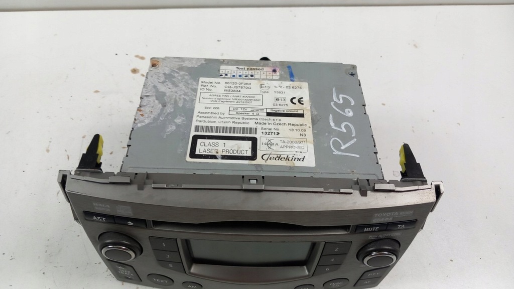 фото №2, Toyota corolla verso ii радио cd 86120-0f060