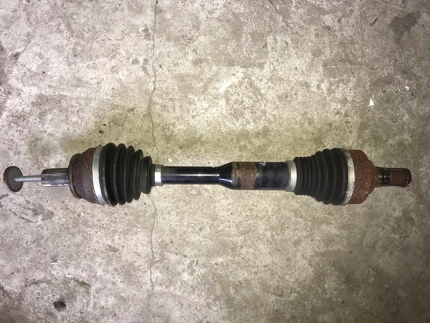фото №1, Volvo xc60 привідний вал ліва 2,0 d4 t5