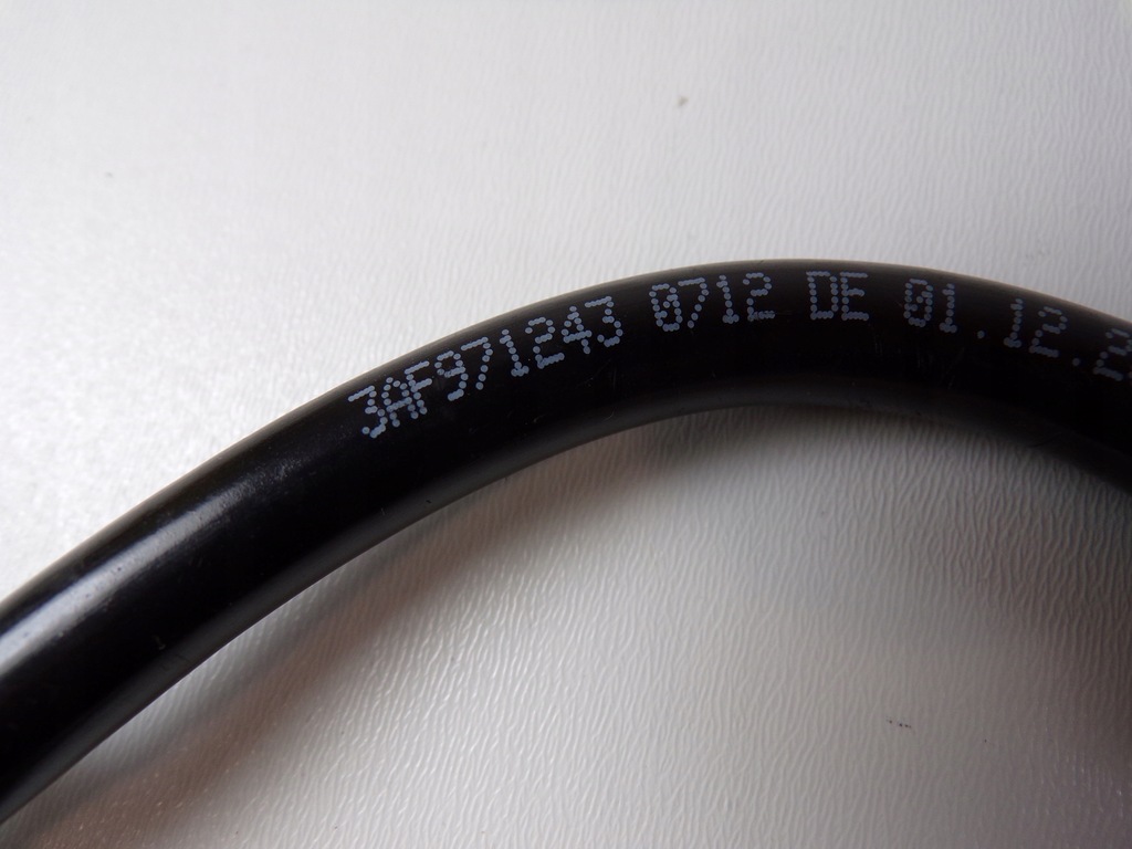 фото №7, Audi a8 d3 шланг аккумулятор 4e0971225h