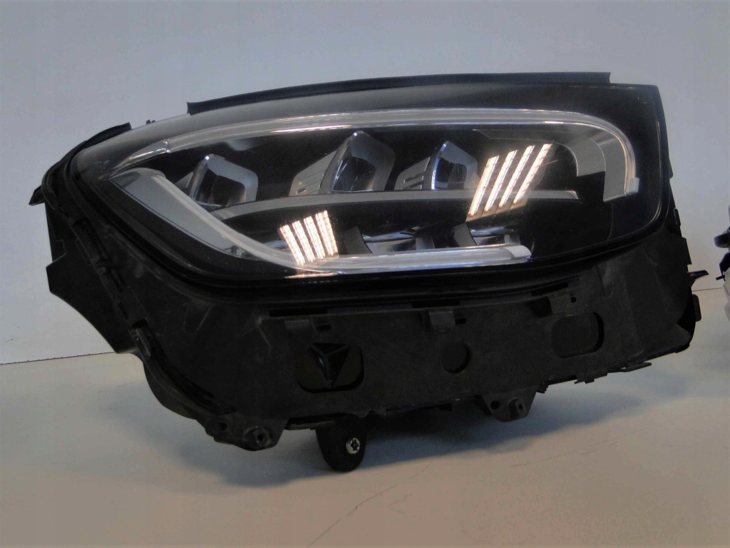 Mercedes glc w253 рестайлинг  full led фара правый  перед Доставка