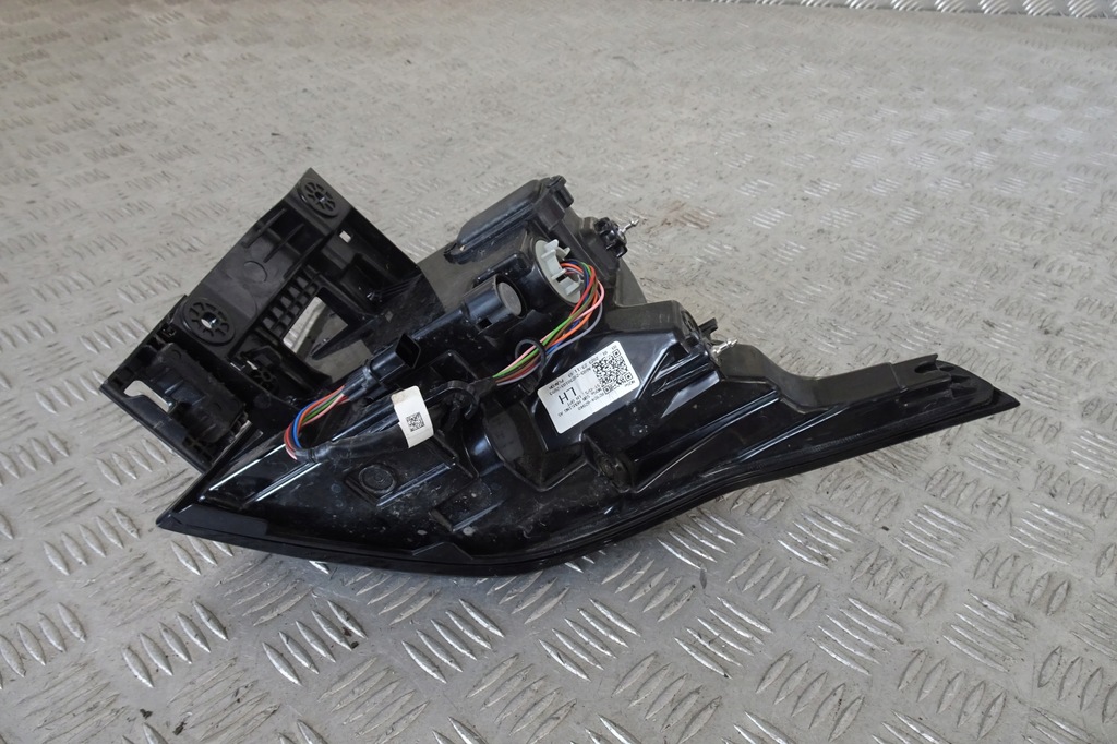 фото №3, Kia sportage v лампа задняя левая 92401-r2000 оригинал 2023r