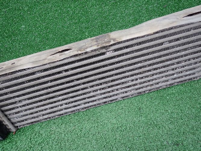 Tarfic vivaro 1.6dci интеркулер Киев