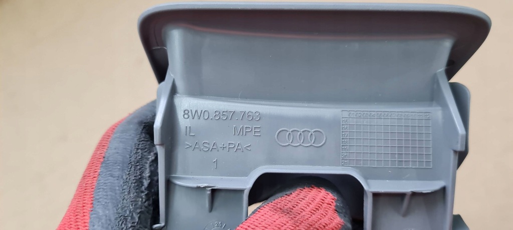 фото №7, A5 8w заглушка oparcja поперечина сиденье сиденье задняя 8w0857763 a4 b9 8w