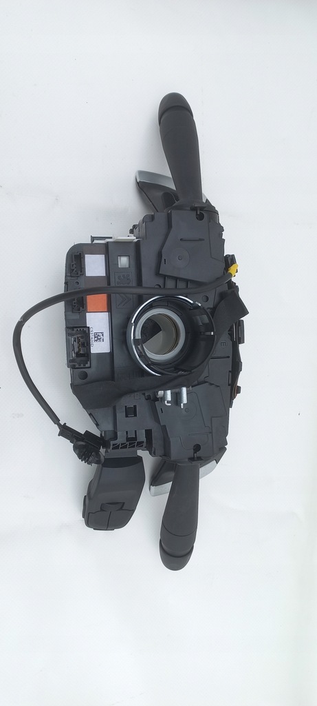 фото №8, Переключатель комбинированный переключатели kombajn peugeot 208 2008 ii 98369177zd