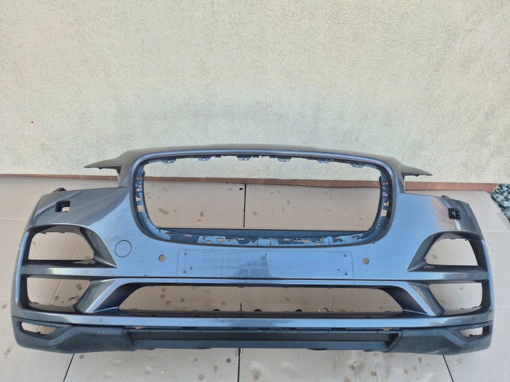 фото №1, Бампер перед jaguar f pace f-pace омыватель pdc оригинал